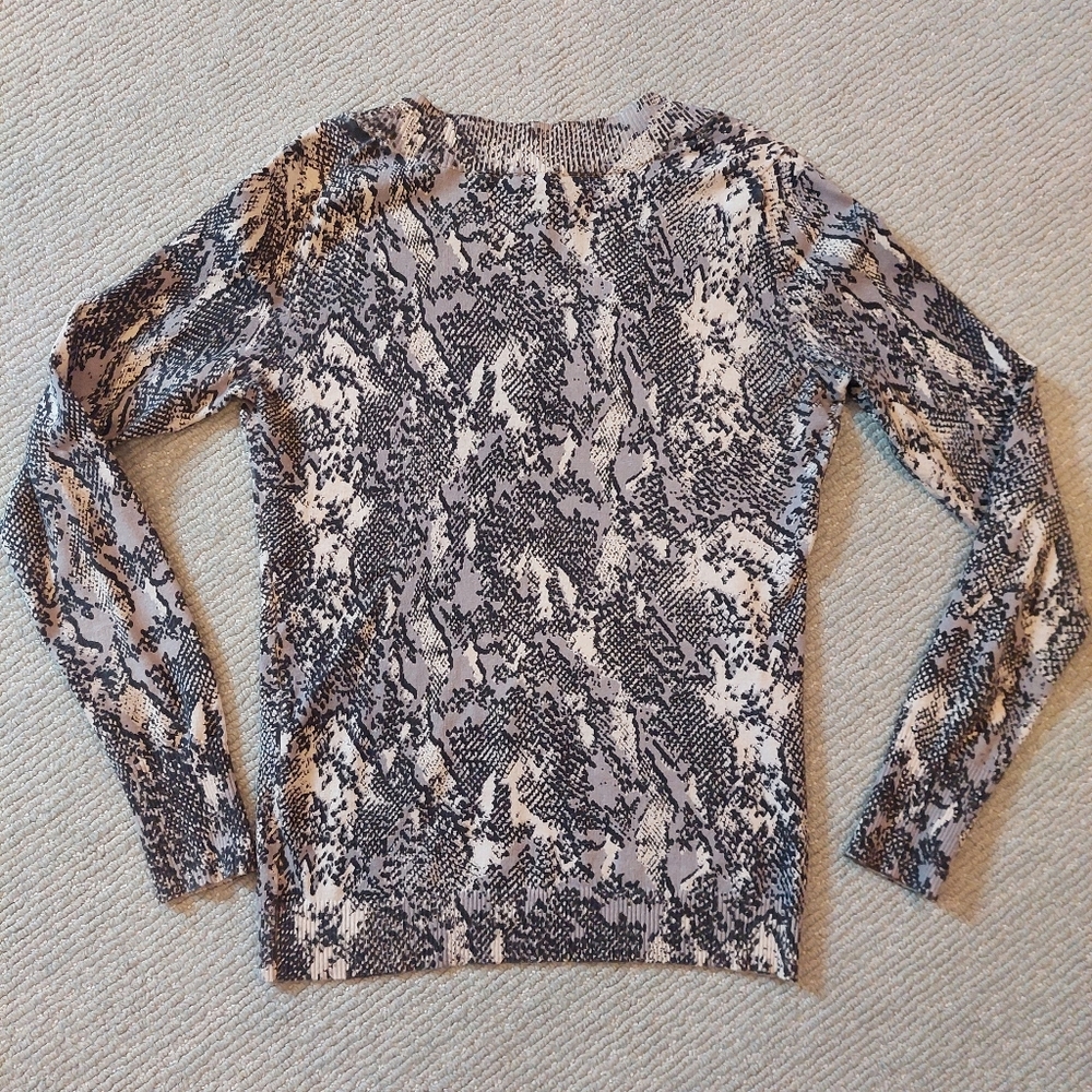 Express Sparkly Sweater - Picture 5 of 8